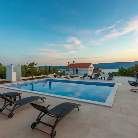 Willa Luxury Quadra *
