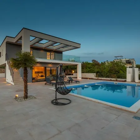 Luxury Quadra *