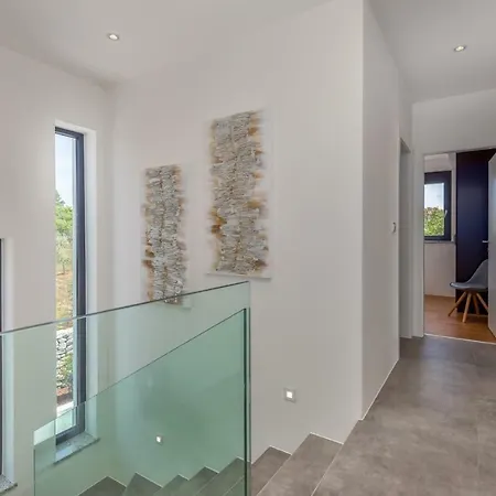 Luxury Quadra فيلة *