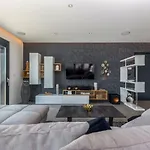 Willa Luxury Quadra *