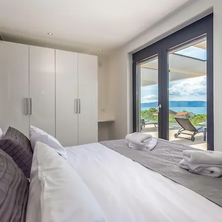 Luxury Quadra Villa *