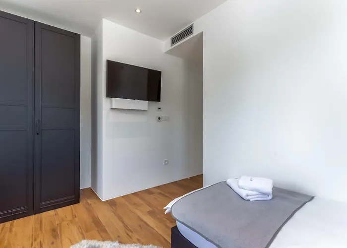 Luxury Quadra *