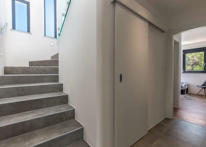 Luxury Quadra * Pinezići