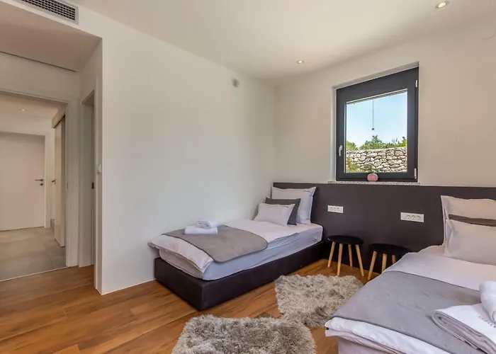 Luxury Quadra