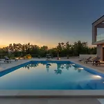 Luxury Quadra Pinezići