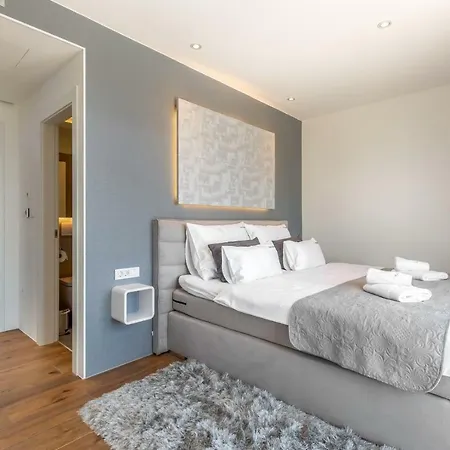Vila Luxury Quadra *