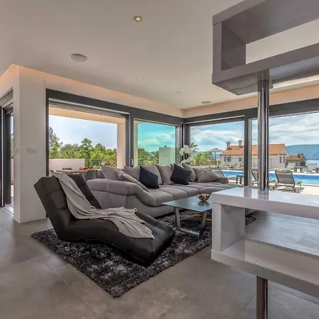 Luxury Quadra * Pinezići