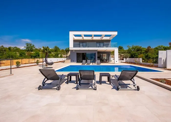 Βίλα Luxury Quadra