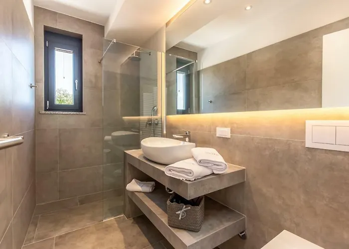 Luxury Quadra * Pinezići