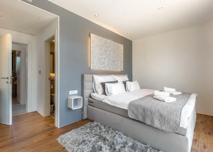 Βίλα Luxury Quadra *